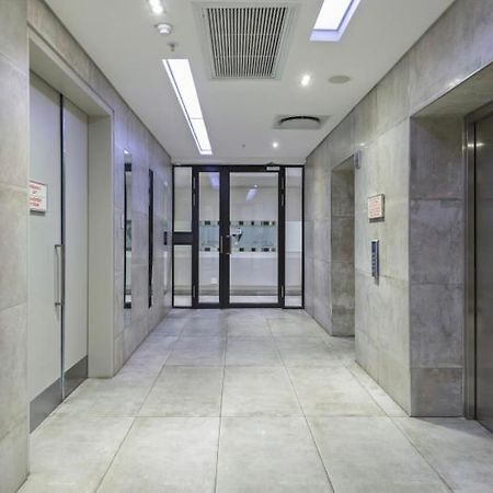 Sandton Luxury Apartment Johannesburg Buitenkant foto