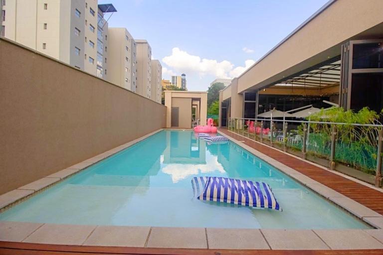 Sandton Luxury Apartment Johannesburg Buitenkant foto